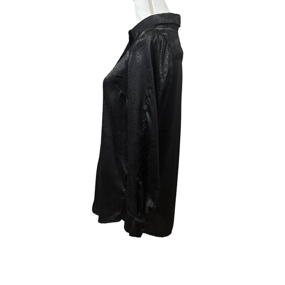 Black Button-Up Long Sleeve Blouse With Subtle Textured Pattern Womens Medium - Picture 2 of 10